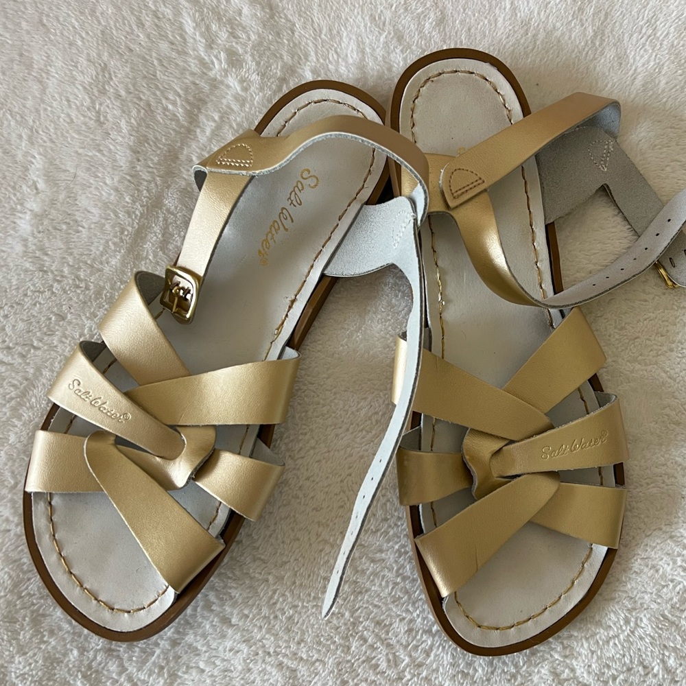 HOY saltwater sandals Mira Gold Sz 10